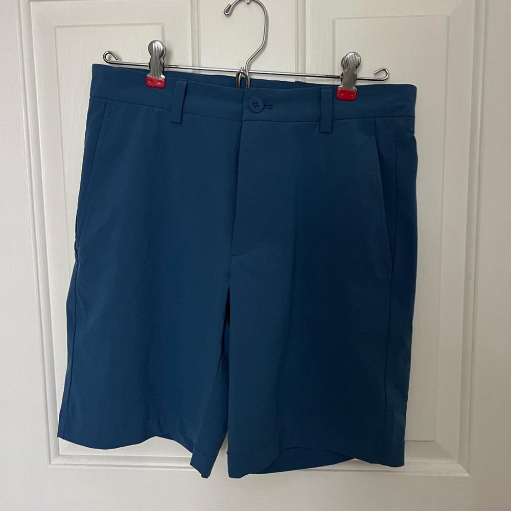 Vineyard Vines Performance 7” Short